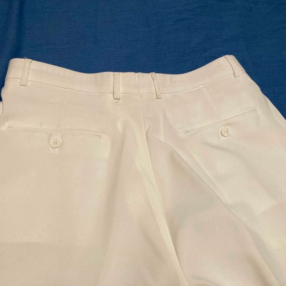 Vittorio St. Angelo, Off-White Suit, 42L - Picture 6 of 8